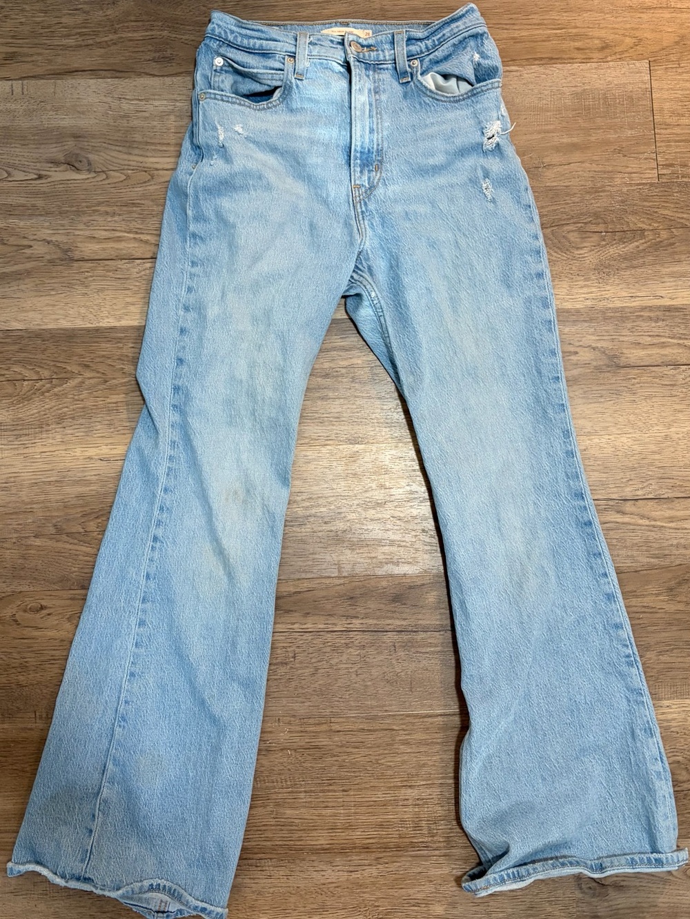 Levi's Premium 70’s High Flare Jeans High-Rise Style Light-Wash Distressed